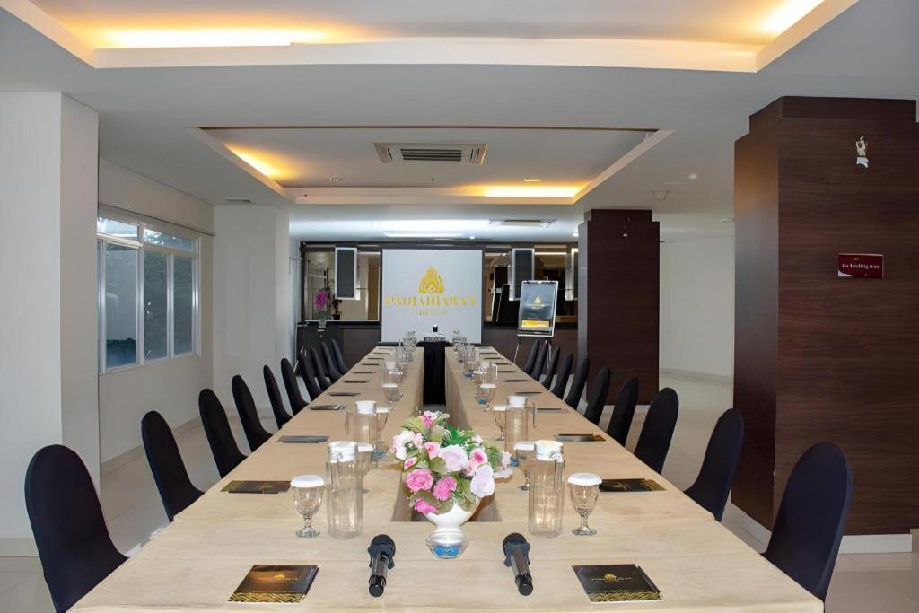 Padjadjaran Hotel Bogor Eksteriør billede